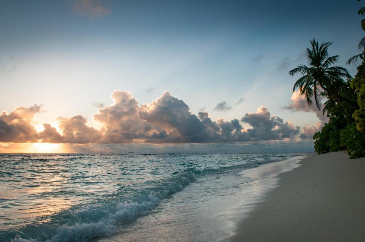 Brickwood Rasdhoo- Beach Front Exterior foto