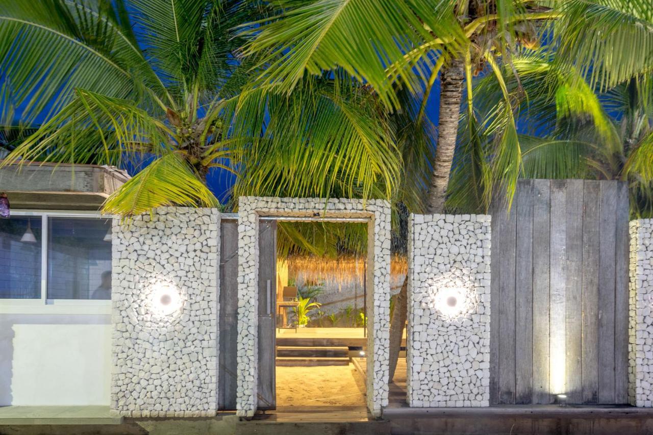 Brickwood Rasdhoo- Beach Front Exterior foto